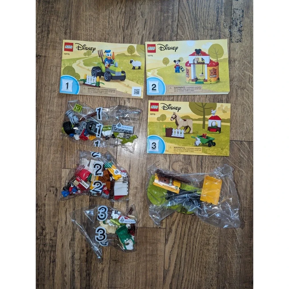 LEGO Mickey Mouse: Mickey Mouse &‎ Donald Duck's Farm (10775) DAMAGED OPEN BOX
